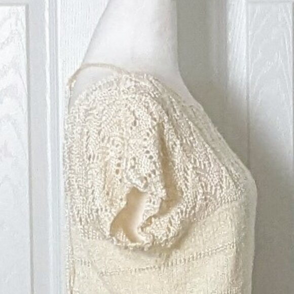 ANN STEVENS Vintage Women's Crocheted Short Sleeve Sweater Size M  Ivory - Picture 2 of 6